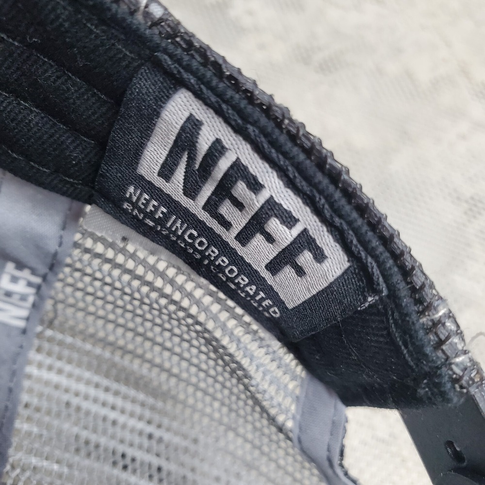 The NEFF COMPANY trucker Hat Foam Front Snapback Mesh Back Ombre - Picture 6 of 7